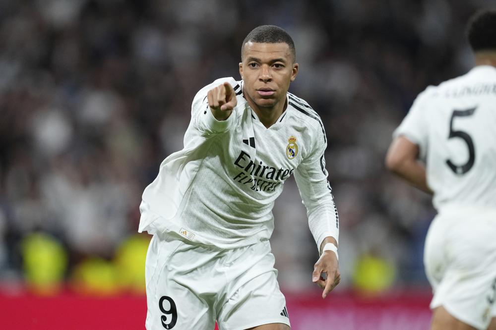 津门虎队长为加盟大连英博！宁愿不要50万签字费，于根伟送祝福.